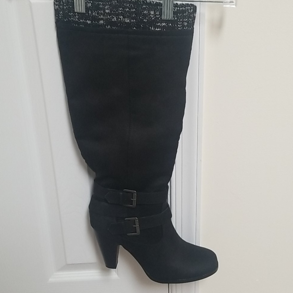 Black Heeled Boots
